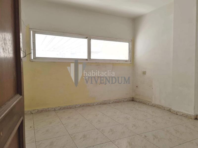 Foto a68eea1a-9afc-417e-ac13-266411e427d6. Affitto locale commerciale in Casablanca - Calvario Vigo