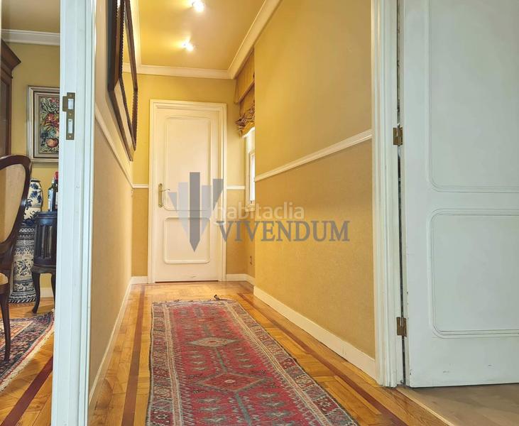 Foto b65f873d-a4b6-4b5a-8c28-e445a15674e1. Appartement avec chauffage parking dans Plaza España - Corte Inglés Vigo