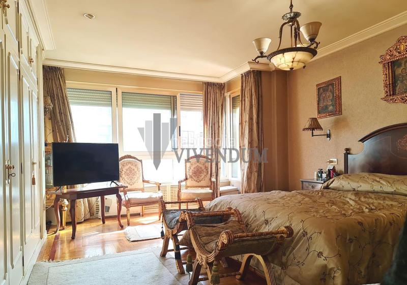 Foto f0966fbe-ace8-46d8-8af9-43adc801ae02. Appartement avec chauffage parking dans Plaza España - Corte Inglés Vigo