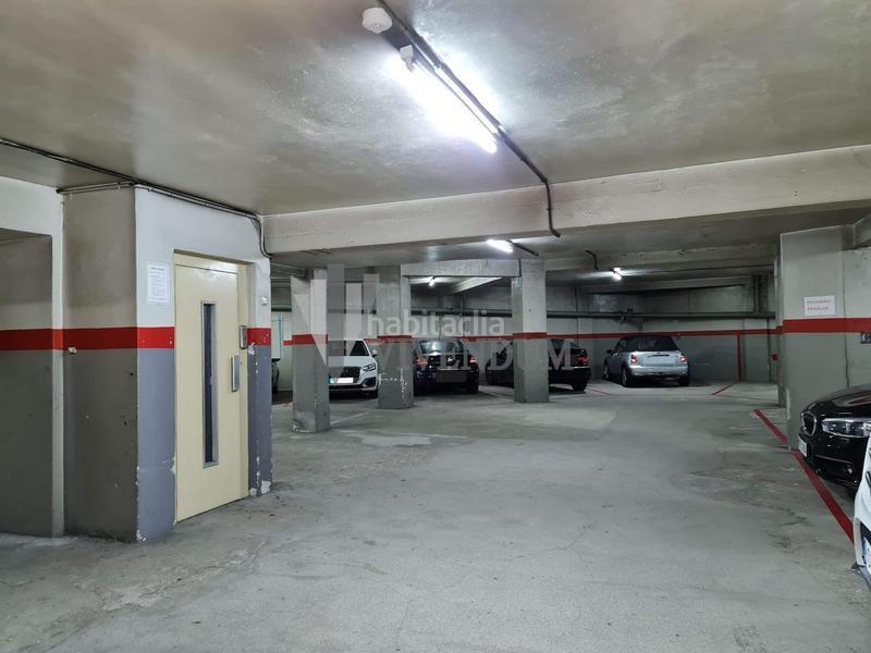 Foto 6aad09ed-1864-406d-b22c-3023bf77fad4. Pis amb calefacció aparcament a Plaza España - Corte Inglés Vigo