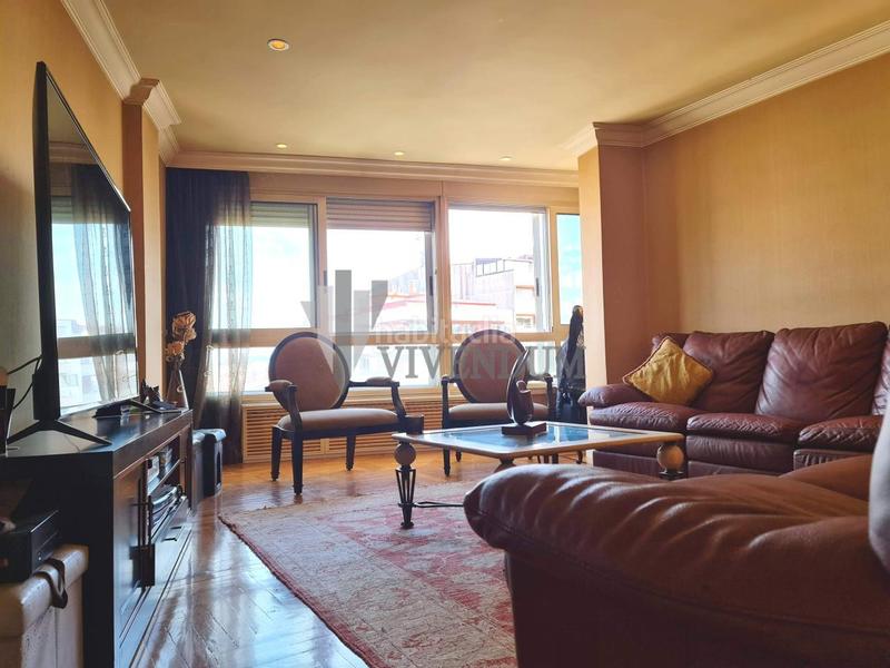 Foto 92f894ac-e04f-46a3-a109-eb7f5050e8fb. Pis amb calefacció aparcament a Plaza España - Corte Inglés Vigo