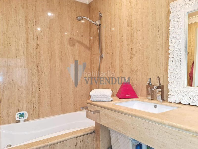 Foto f1c83979-4cf2-41ad-bce3-a68f0543fac5. Pis amb calefacció aparcament a Plaza España - Corte Inglés Vigo