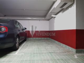 Miete Autoparkplatz in Centro - Areal