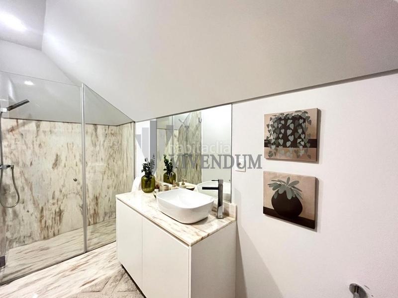 Foto 421c40e5-3a9f-4555-808a-67162f1cb1f4. Dúplex amb calefacció a Centro - Areal Vigo