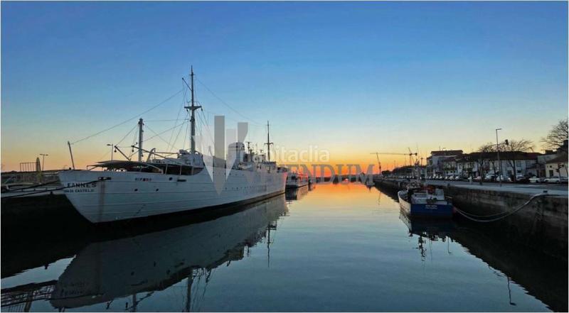 Foto c10d4729-029a-4c1e-92db-a69613d82564. Flat with heating parking in Centro - Areal Vigo