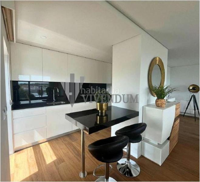 Foto dcf97cc5-2a0e-4492-86bc-c36c57378b24. Flat with heating parking in Centro - Areal Vigo