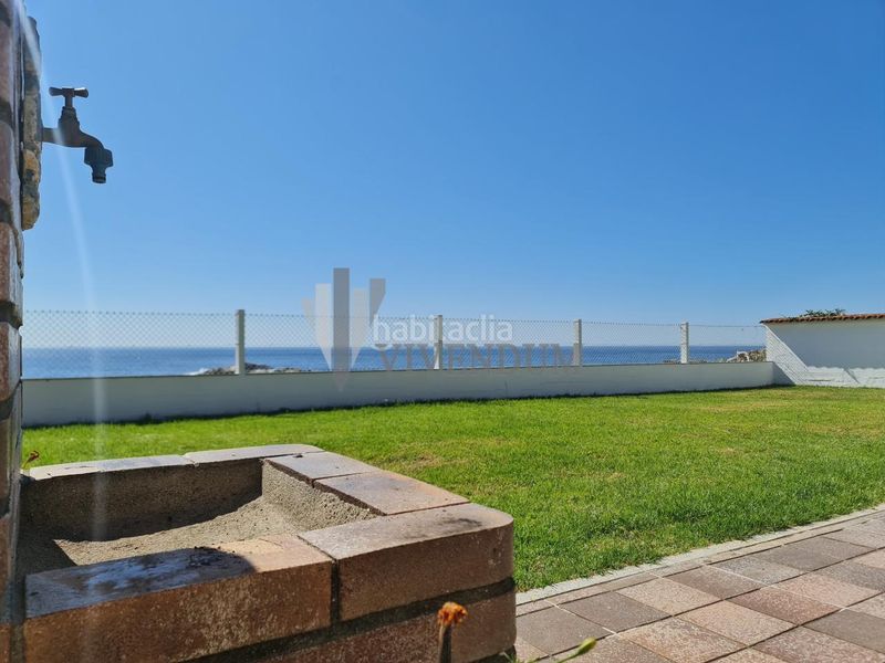Foto eb4f0573-ca98-4bdd-9198-c0888f41e4bb. Alquiler casa en Oia