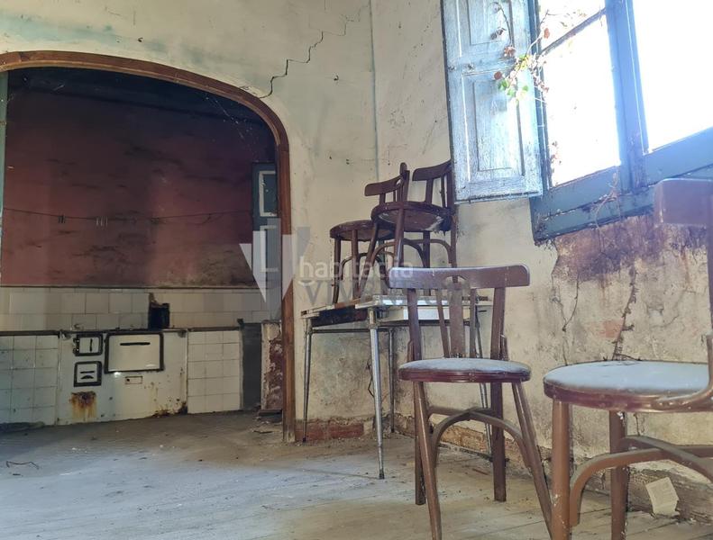 Foto 7c732582-47e2-4c90-87c3-0b2bb04d6c06. Casa a Leiro