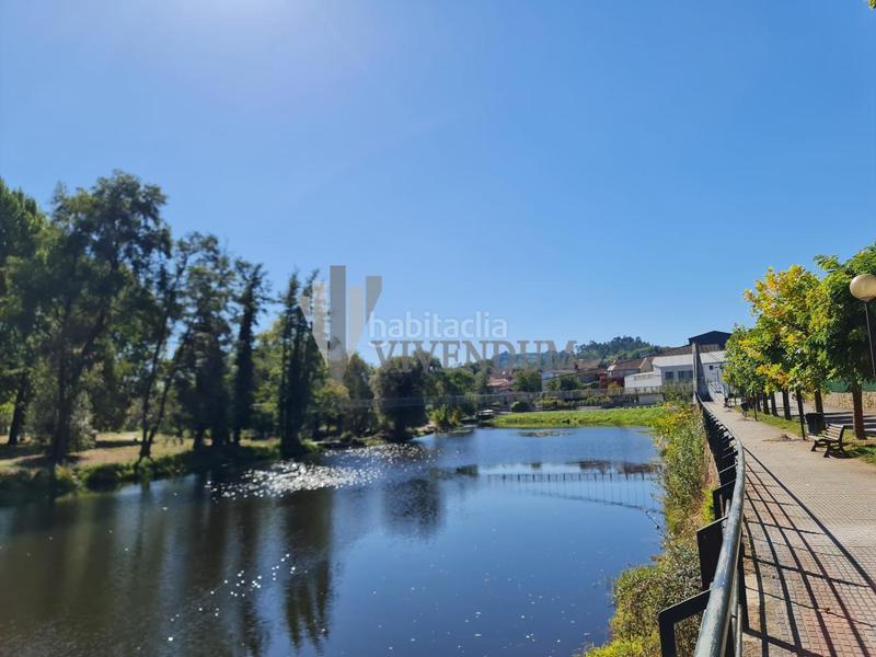 Foto 980a8551-35b2-4f6b-9131-38157d226e9c. Casa a Leiro