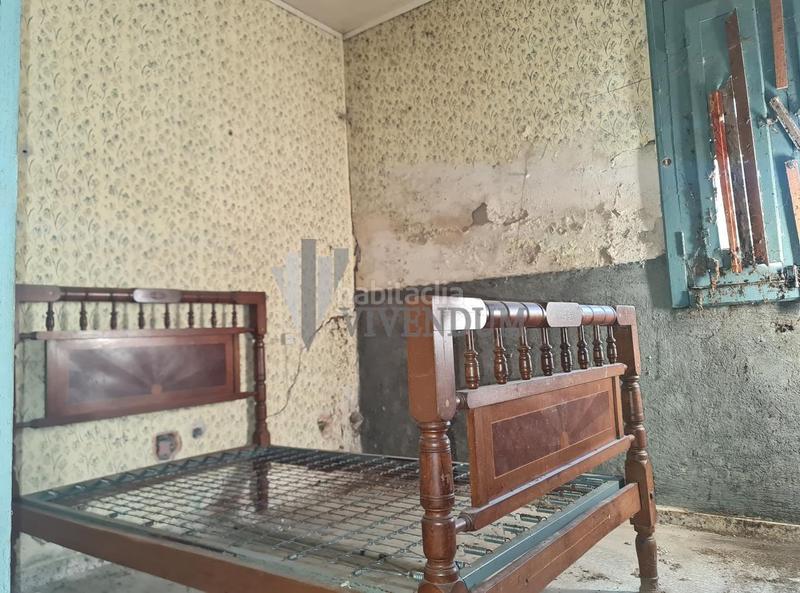 Foto 9b97bda9-ee05-4c4c-ac94-aedcc81b9ea0. Casa a Leiro