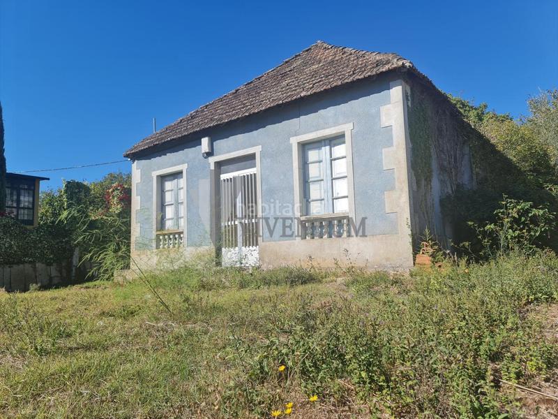 Foto e55bd402-03e4-426e-a6b8-6aa5ed831a89. Casa a Leiro