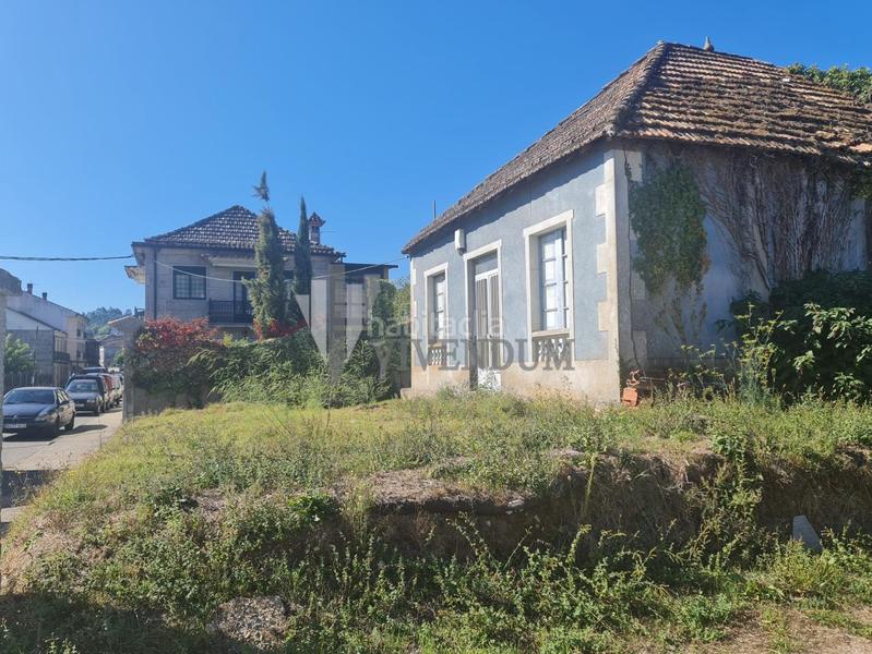 Foto fc00a0b1-6ee7-42aa-bab6-07a0c9588b53. Casa a Leiro