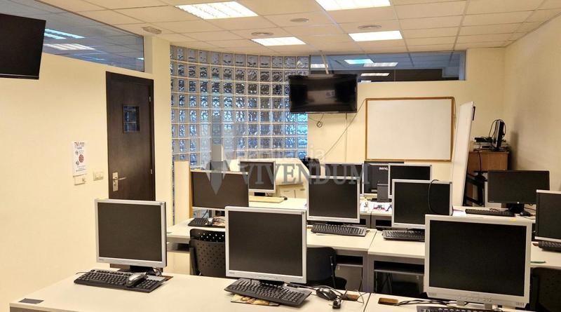 Foto dbce7a5a-24c9-4773-9ca3-615087763ed6. Business premise in Valadares - Beade Vigo