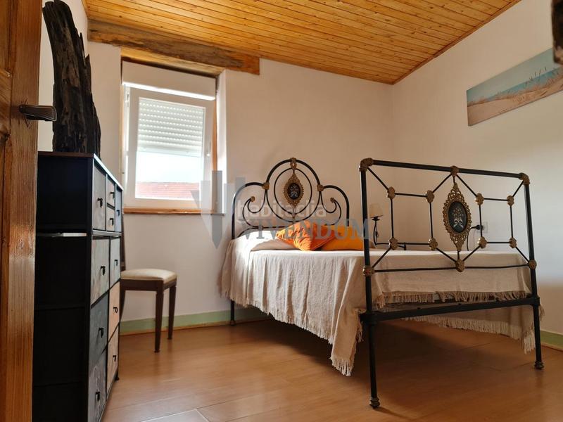 Foto 8b9912dc-3395-41ee-a32b-1603be5fe7fe. Haus mit heizung parking in Rosal (O)