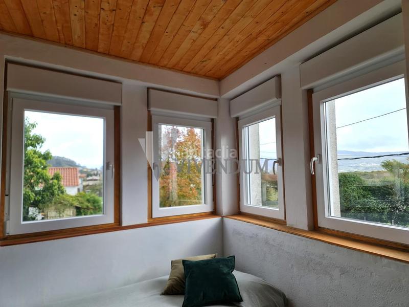 Foto cdf0151c-c6ca-400b-8cdb-a04d030fbb26. Haus mit heizung parking in Rosal (O)