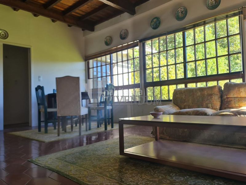 Foto a5e77f80-00ad-45d8-a919-7036422a6669. Casa amb piscina a Redondela