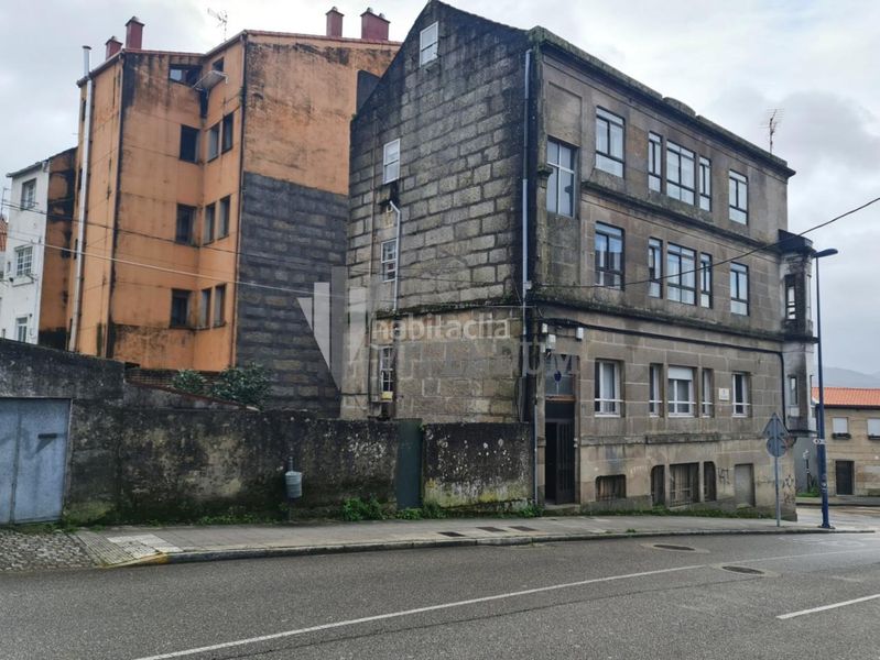 Foto 4d931891-83d4-4996-838b-f75ac5867e6f. Edifici a Lavadores Vigo