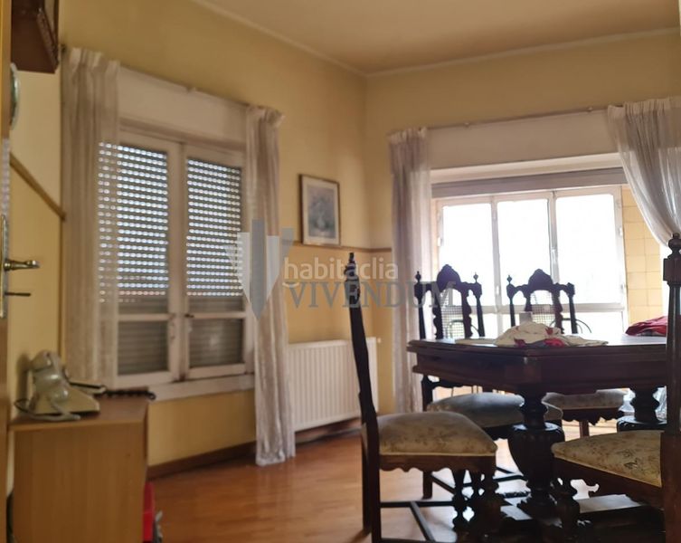 Foto f03c0490-59e5-457a-a148-0474972126b8. Edifici a Lavadores Vigo
