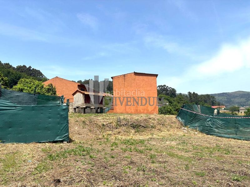 Foto b14a8a55-79cc-442e-abd1-95cfdb4ee97c. Casa amb calefacció a Arbo