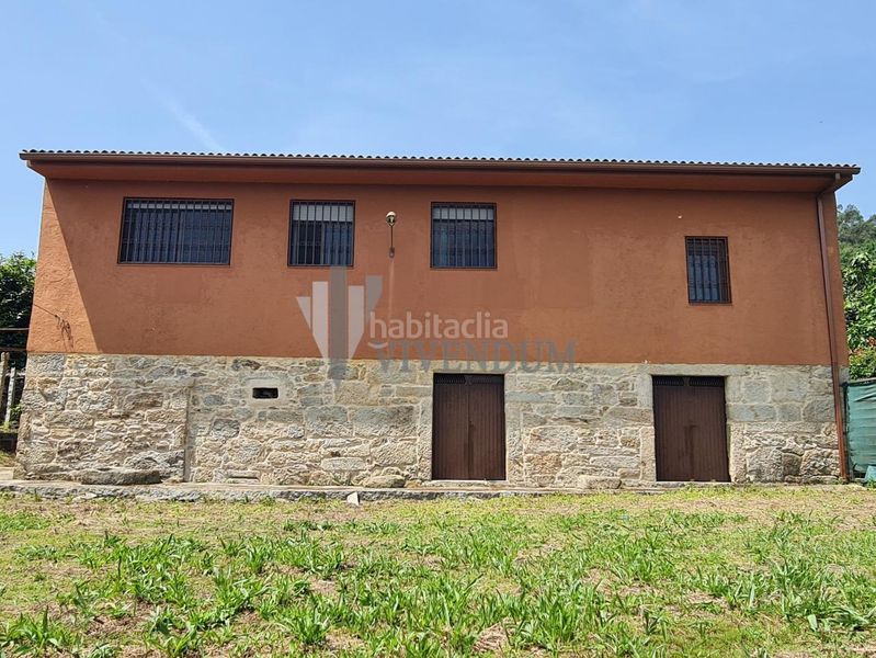 Foto c9c402b9-bd47-4672-9213-a6ef47b49343. Casa amb calefacció a Arbo
