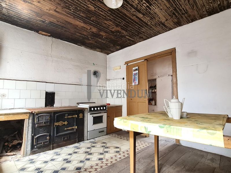 Foto 58e0c33d-4226-416c-9abc-41f9a17037e0. Casa amb aparcament a Pobra do Brollón (A)
