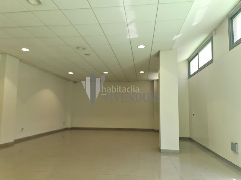 Foto 33d7a8ce-36ac-482a-8f5f-1e6bf85f10bd. Local comercial a Fátima Vigo
