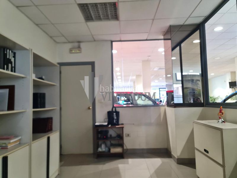 Foto d6532aad-a5a3-4b98-963c-265adbed186a. Local comercial a Fátima Vigo