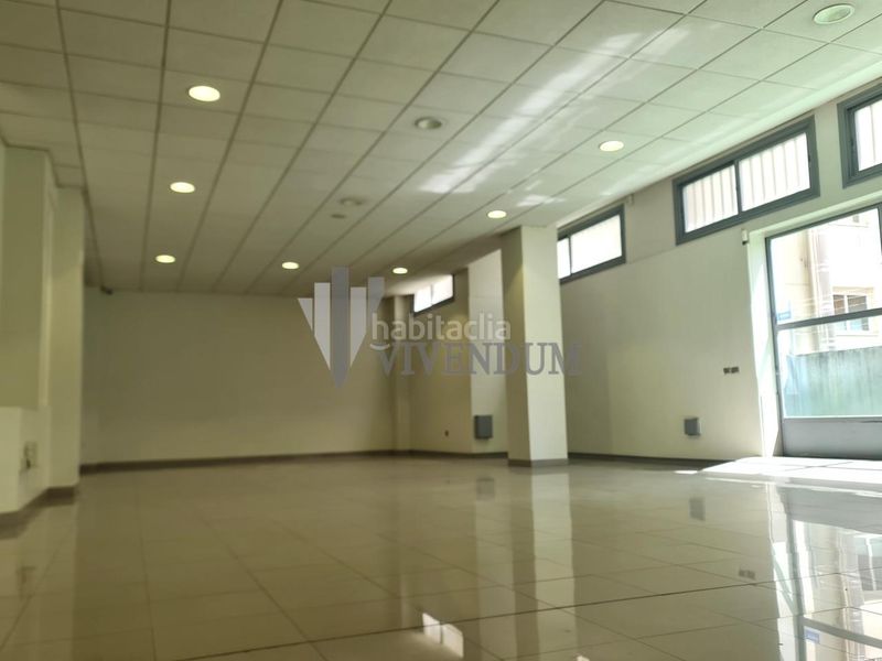 Foto e3b94402-d11b-4868-b19b-d60722866b3f. Local comercial a Fátima Vigo