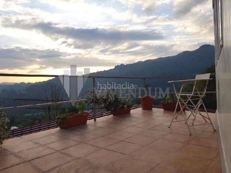 Foto beb79c00-52f8-4b10-88f1-a6dbca9ee890. Casa amb calefacció aparcament a Covelo (O)