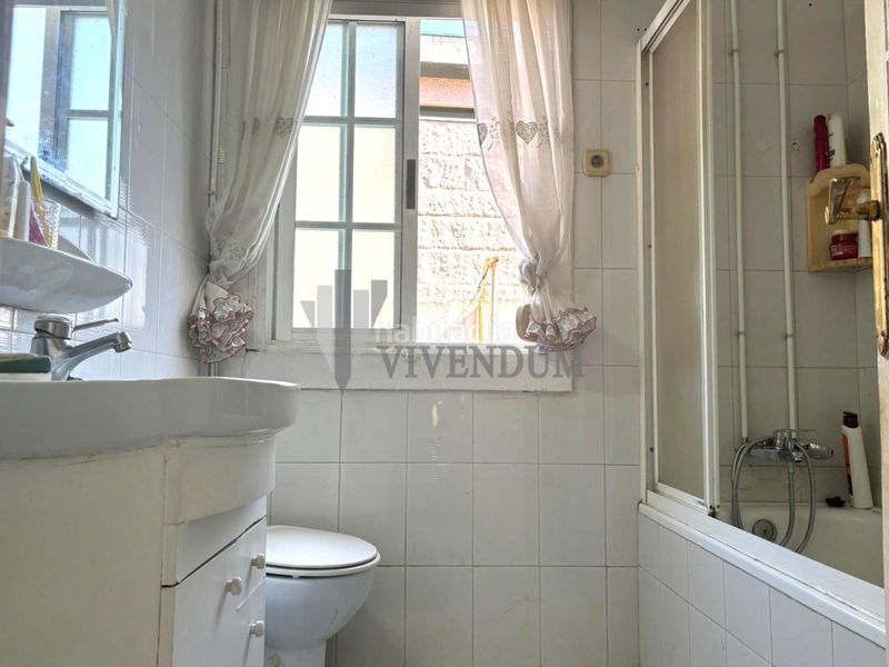 Foto 1b1f2c5f-25d7-4f4b-9eed-82f3d96afe58. Casa a Alcabre Vigo