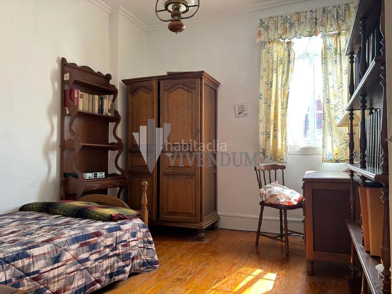 Foto ca99bcc6-7e5a-403e-a35d-961860a79e6c. Casa a Alcabre Vigo