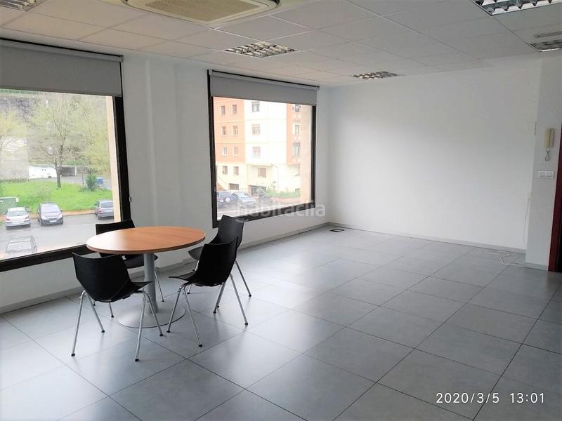 Foto 83708b9a-4916-4917-8778-ae48330ea1ea. Oficina pol. akarregi ideal inversionistas oficina actualmente arrendada con contrato en vigor en edifico representativo. 50 m en Hernani