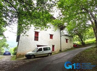 Maison jumele en Pagoaga bailara 13. Hernani  caserio adosado con buen acceso rodado de 3 plantas de