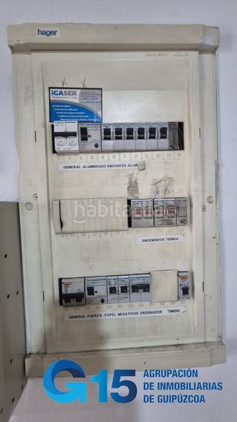 Foto b0e2f7e8-1281-4396-b4d4-e3fe9fca24c3. Alquiler local comercial centro local próximo al ayuntamiento de 46 m totalmente acondicionado con amplio flujo peatonal. infórmese. en Hernani