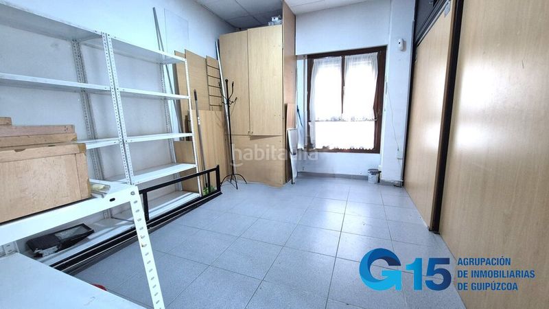 Foto f2888d5f-0c6a-40d1-be98-b44592422d31. Alquiler local comercial centro local próximo al ayuntamiento de 46 m totalmente acondicionado con amplio flujo peatonal. infórmese. en Hernani