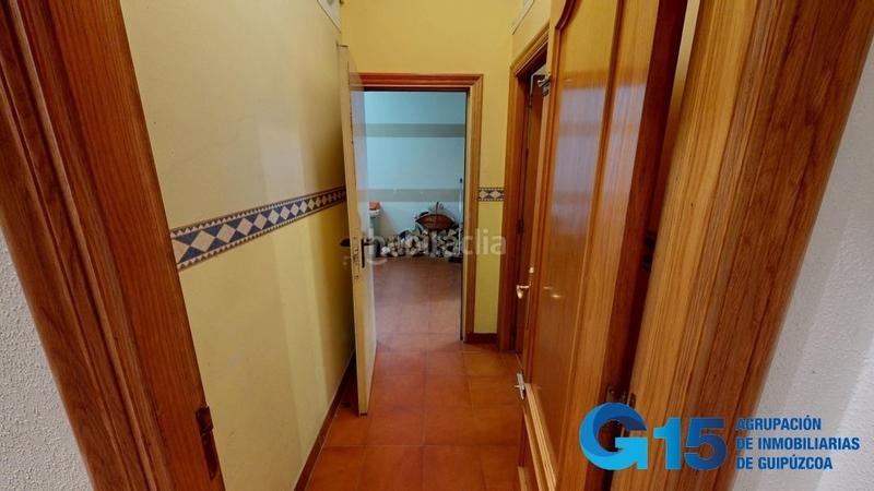 Foto 789d224e-fde8-4264-a6fb-b36705958920. Casa adossada amb calefacció aparcament a Urnieta