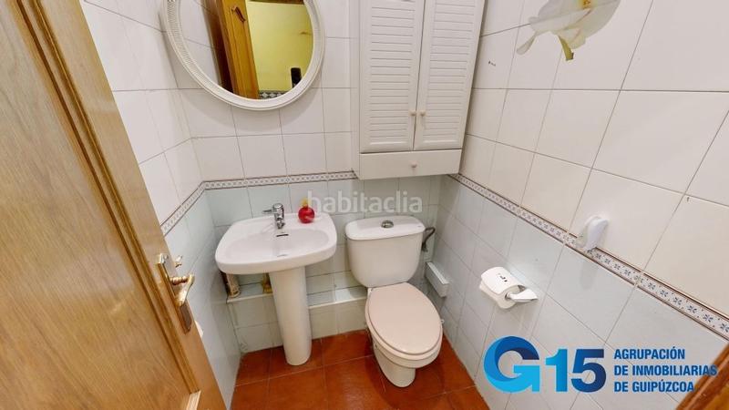 Foto 92c5d42b-d702-4902-8e9b-f67448900db9. Casa adossada amb calefacció aparcament a Urnieta