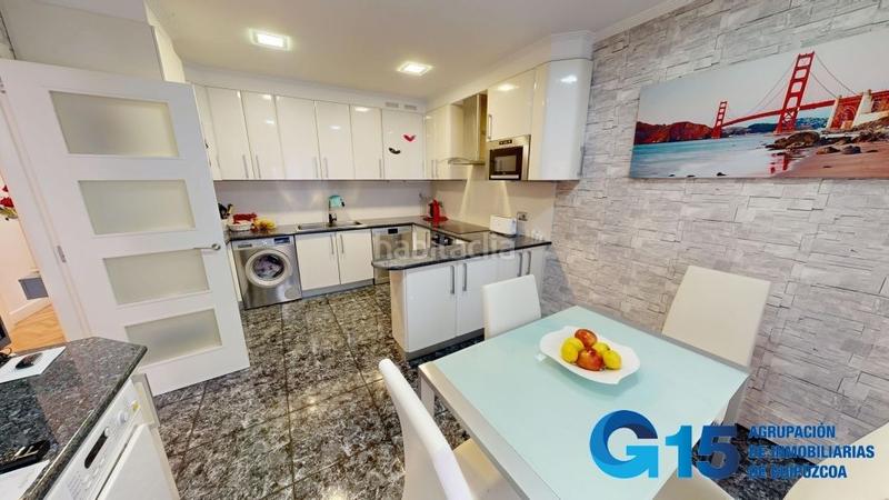 Foto c60d843f-1600-4840-9fd4-edb6216d9c08. Casa adossada amb calefacció aparcament a Urnieta