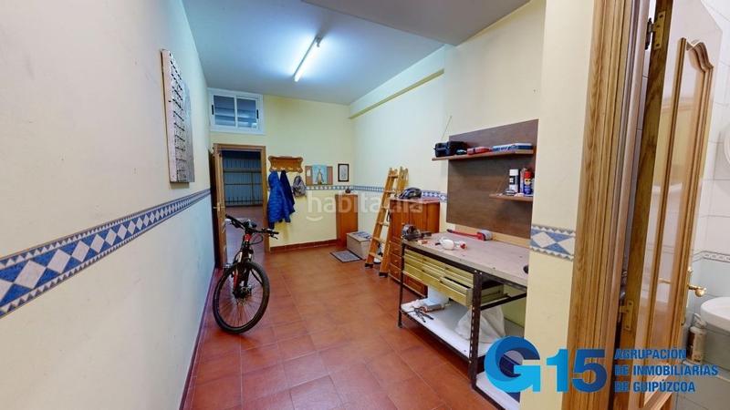 Foto ce3b39f8-be51-4a29-92b2-4285339d1f61. Casa adossada amb calefacció aparcament a Urnieta