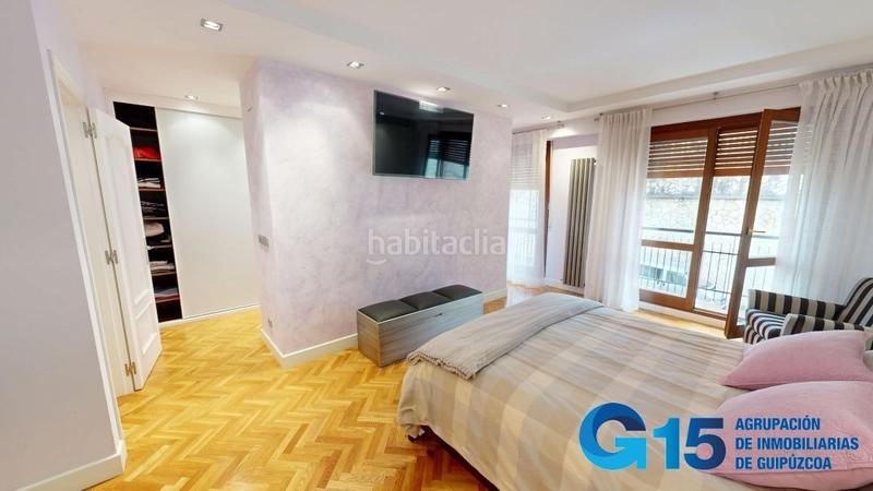 Foto d8b3dc7f-d6d4-40f8-b73c-62df4ac84249. Casa adossada amb calefacció aparcament a Urnieta