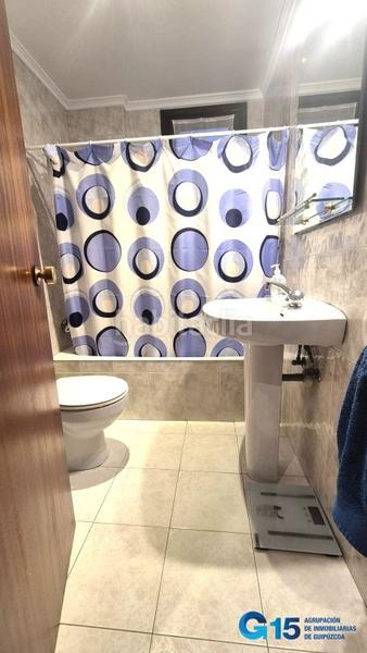 Foto cd397aa7-7fcc-4a92-9c0f-b6d9a35f75ea. Dúplex a andre kalea 5 a Hernani