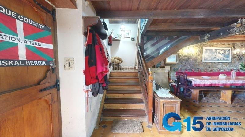 Foto 0bf5f2a1-932d-45c2-8adb-82f9ab376846. Masia amb calefacció aparcament a Hernani