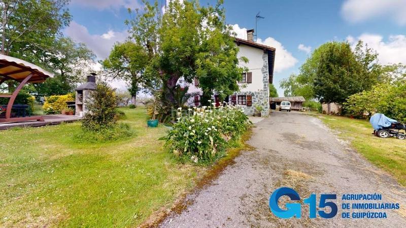 Foto 2088243b-39a7-44e3-af68-f3cb5b9cb729. Masia amb calefacció aparcament a Hernani