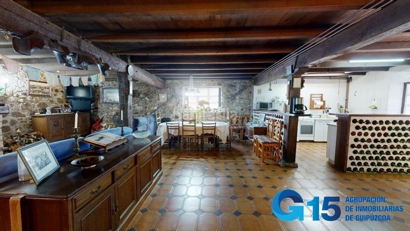 Foto 34fbb874-1a17-444c-9944-a9d4e2208fb2. Masia amb calefacció aparcament a Hernani