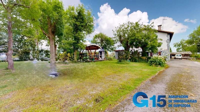 Foto 4b514c62-18da-41bf-b55c-22b35c3e8b26. Masia amb calefacció aparcament a Hernani