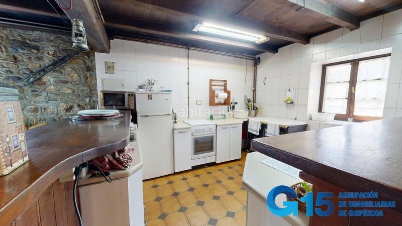 Foto 7bcc83fc-aab3-4e17-834e-ab0e85f71207. Masia amb calefacció aparcament a Hernani