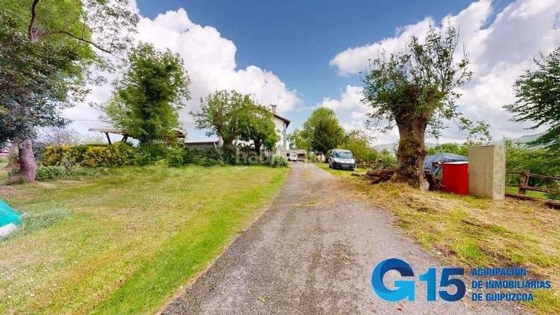 Foto 80fd34fa-83d3-43d0-bb0d-0ec0b1be55b3. Masia amb calefacció aparcament a Hernani