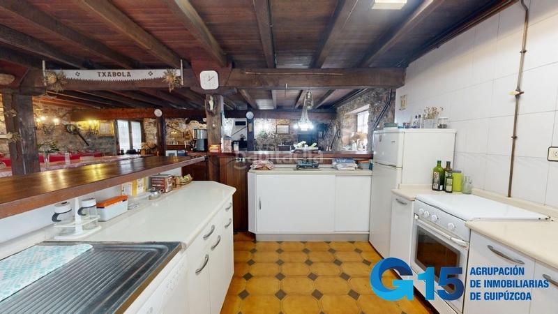 Foto 970d3269-4514-4410-89d6-a361ee262f29. Masia amb calefacció aparcament a Hernani