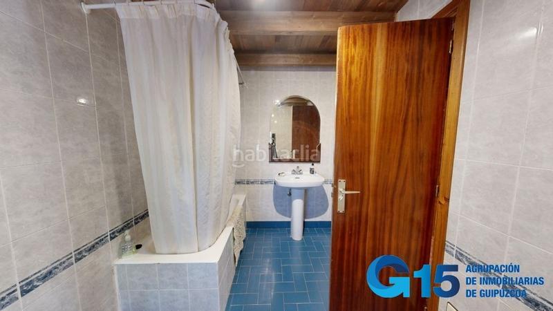 Foto a144d632-02a6-4f02-9fd5-a00bc31d0d5d. Masia amb calefacció aparcament a Hernani