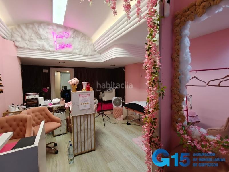 Foto b99b1f81-7c01-4b24-b20d-c36129ca86a1. Local commercial dans Hernani